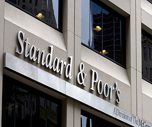   مصر اليوم - ستاندرد أند بورز تتوقَّع تراجع أرباح البنوك الصِّينيَّة في العام 2014