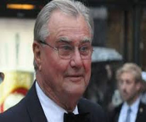   مصر اليوم - زوج ملكة الدنمارك يبدأ جولة سياحية في مصر