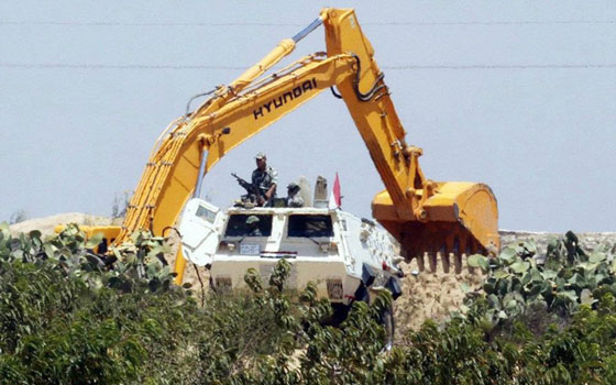   مصر اليوم - المتحدث العسكري يعلن إبطال عبوتين ناسفتين في الشيخ زويد وتدمير 10 أنفاق شمال سيناء