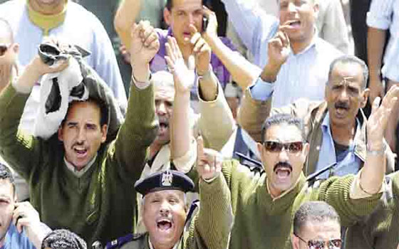   مصر اليوم - أمناء وأفراد الشُّرطة في كفر الشيخ يدخلون فى إضراب مفتوح عن العمل