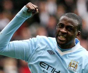   مصر اليوم - يايا توريه استمتع بمركزي مع السيتي اكثر من برشلونة 