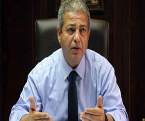   مصر اليوم - وزير الشباب يلتقي بيليه لمناقشة تفاصيل بطولة كوبا كوكاكولا بمراكز الشباب