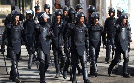   مصر اليوم - وزير الداخليّة يدعو رجال الشرطة إلى القضاء على عناصر الشر والإرهاب