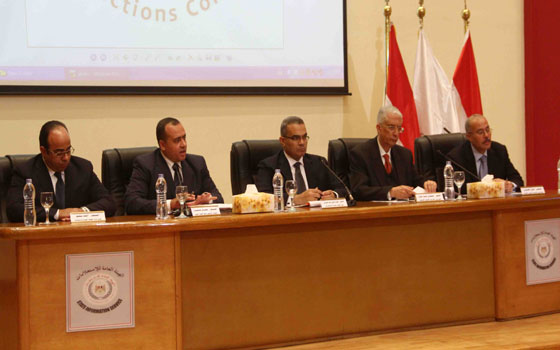   مصر اليوم - الحكومة تؤكّد أن انتخابات الرئاسة لن تتحدّد إلا بعد صدور القانون الجديد