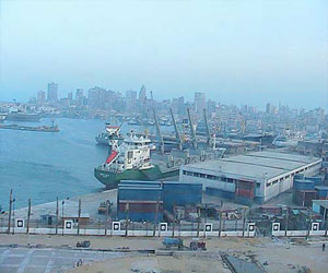   مصر اليوم - إغلاق ميناء الغردقة البحري لسُوء الأحوال الجويَّة