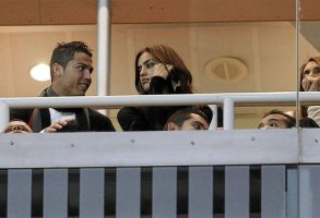   مصر اليوم - كرستيانو وايرينا الأكثر جاذبية في العالم