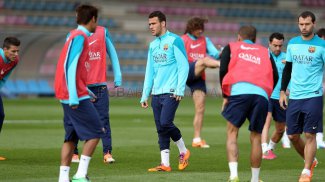   مصر اليوم - البارسا يخوض المران الأول استعدادًا للأبطال