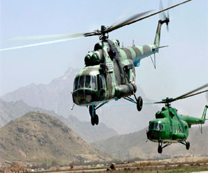   مصر اليوم - الهند تسلم مروحيات إلى أفغانستان