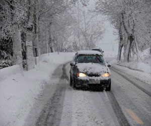   مصر اليوم - ارتفاع حصيلة قتلى العاصفة الثلجية التي ضربت اليابان إلى 12 شخصًا