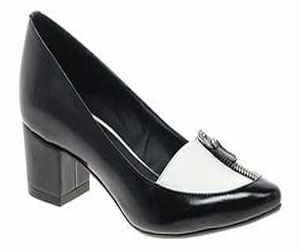 مصر اليوم - نساء ألمانيا يمتلكن ضعف ما يمتلكه رجالها من الأحذية