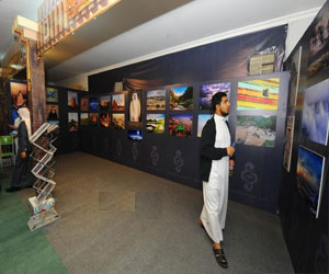   مصر اليوم - صور وأعمال فنية وعروض تحاكي تراث عسير في الجنادرية