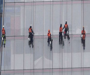   مصر اليوم - أضخم حجر أساس في أميركا تدخل موسوعة غينيس