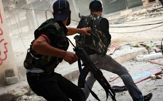   مصر اليوم - اتهام القوات الحكوميَّة بمقتل 49 بينهم 4 أطفال بتفجير سيارة مُفخَّخة في درعا