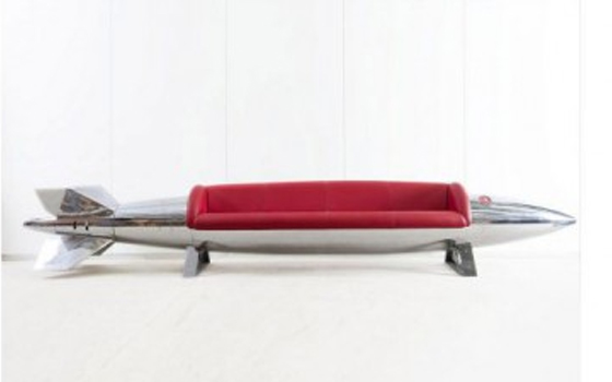   مصر اليوم - بريطانيّان يبتكران مفروشات ثمينة مُعدّة من بقايا الطائرات