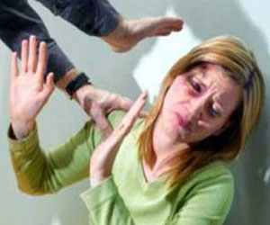 مصر اليوم - تزايد حالات العنف ضد المرأة في دول الاتحاد الأوروبي