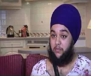   مصر اليوم - فتاة هندية تطلق لحيتها وشاربها