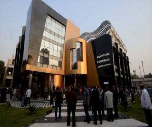   مصر اليوم - مجلس إدارة كفر الدوار يتجمهر في الجبلاية للمطالبة ببطاقة النيجيري أبرينت