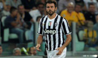   مصر اليوم - يوفنتوس يستعيد بارزالي في اليوروباليج