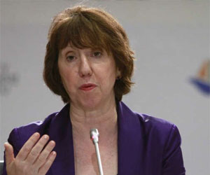   مصر اليوم - آشتون: اشعر بقلق شديد من تصعيد أعمال العنف في كييف