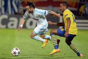   مصر اليوم - مارسيليا يفتح الباب أمام الريدز و الجانرز لضم فالبوينا