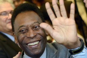   مصر اليوم - دبي تستقبل بيليه قادماً من القاهرة