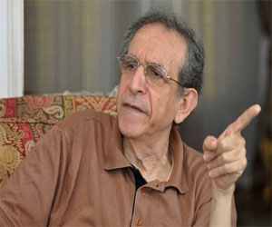   مصر اليوم - وزير التعليم العالي يواجه الأساتذة الداعمين للتظاهرات بـقانون الإرهاب