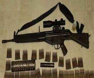 مصر اليوم - ضبط 11 طلقة آليَّة بحوزة عاطل في البحر الأحمر