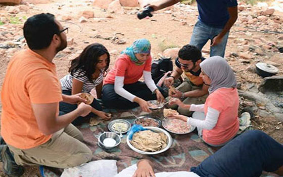   مصر اليوم - المتحدّث العسكريّ يعلن رفضه استغلال الإخوان في واقعة مقتل 4 بعد تجمّدهم