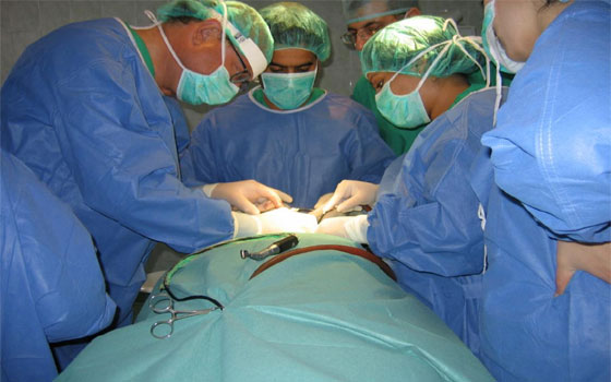   مصر اليوم - الجراحة تتفوق على العقاقير في علاج عدم انتظام ضربات القلب