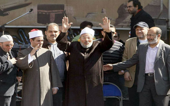   مصر اليوم - دبلوماسيون يدعون إلى مقاطعة قطر ما لم تمنع القرضاوي من مهاجمة مصر