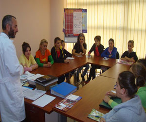 مصر اليوم - جامعة تيرانا تدرِّس اللغة العربية تلبية لمبادرة سفيري مصر والكويت