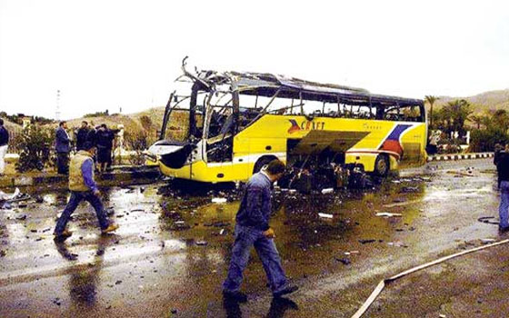   مصر اليوم - تفجيّر طابا يُعلن موت السياحّة المصريّة