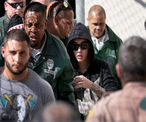   مصر اليوم - إرجاء جلسة مثول جاستن بيبر أمام المحكمة في ميامي