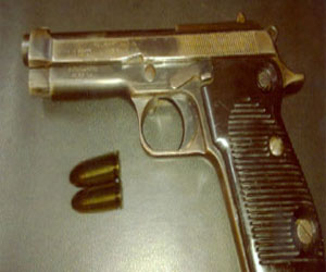   مصر اليوم - القبض على مقاول بحوزته سلاح ناري في الأقصر