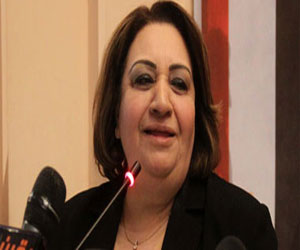   مصر اليوم - تهاني الجبالي في زيارة لآثار البر الغربي في الأقصر