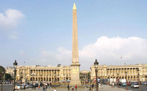   مصر اليوم - مسلة مصريِّة تنتصب شامخة منذ 178 عامًا في كونكورد