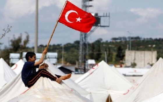   مصر اليوم - 6 آلاف رضيع سوري مهددون بالموت قرب الحدود التركية نتيجة الأحوال السيئة في المخيمات