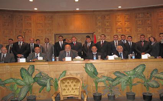   مصر اليوم - منصور يعتبر أنَّ مرحلة البناء المقبلة تتطلب جهودًا مضاعفة وعملاً متواصلاً