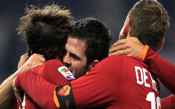   مصر اليوم - فريق روما يواصل مطاردته الحثيثة للمُتصدر الـيوفنتوس