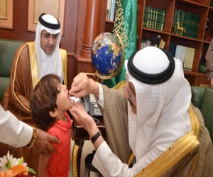   مصر اليوم - أمير جازان يدشن الحملة الوطنية للتطعيم ضد شلل الأطفال