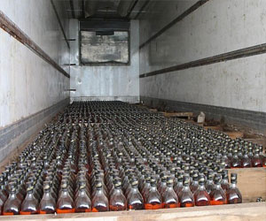   مصر اليوم - جمرك البطحاء يحبط تهريب أكثر من 15 ألف زجاجة