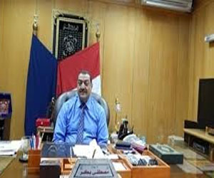   مصر اليوم - مدير أمن الأقصر يكرِّم 13 شرطيًّا لتفانيهم في العمل