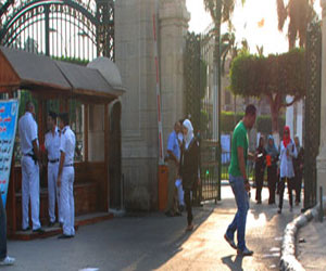   مصر اليوم - محكمة القاهرة للأمور المستعجلة تقرّر إعادة الحرس الجامعي