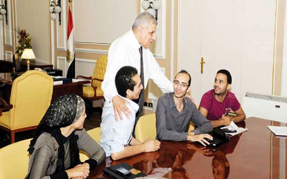   مصر اليوم - أكَّدوا أنَّه رجل المرحلة المقبلة وأشادوا بأدائه في الإسكان وطالبوه بفتح الملفات الشَّائكة