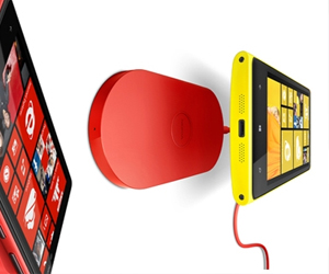   مصر اليوم - نوكيا تؤكد توافر تطبيقي بي بي إم وفوتوشوب لهواتف لوميا الذكية