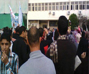 مصر اليوم - موظفو الشهر العقارى يواصلون إضرابهم في المنوفية