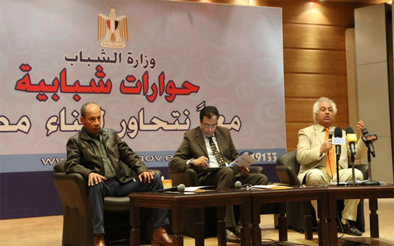   مصر اليوم - رئيس منتدى الشرق الأوسط يطالب الحكومة الجديدة بمصارحة الشعب المصري