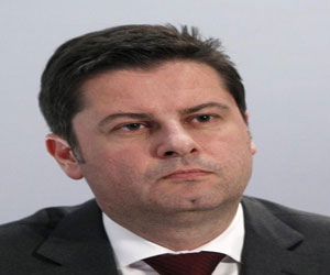   مصر اليوم - رئيس رابطة الدوري الألماني ينتقد تعليق بلاتيني المتعجرف