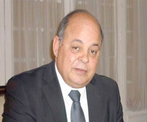   مصر اليوم - عرب: لاتعارض بين معرضي الكتاب المقامين بالإسكندرية