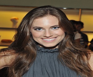   مصر اليوم - خطوبة الممثلة الأميركية أليسون وليامز على ريكي فان فين